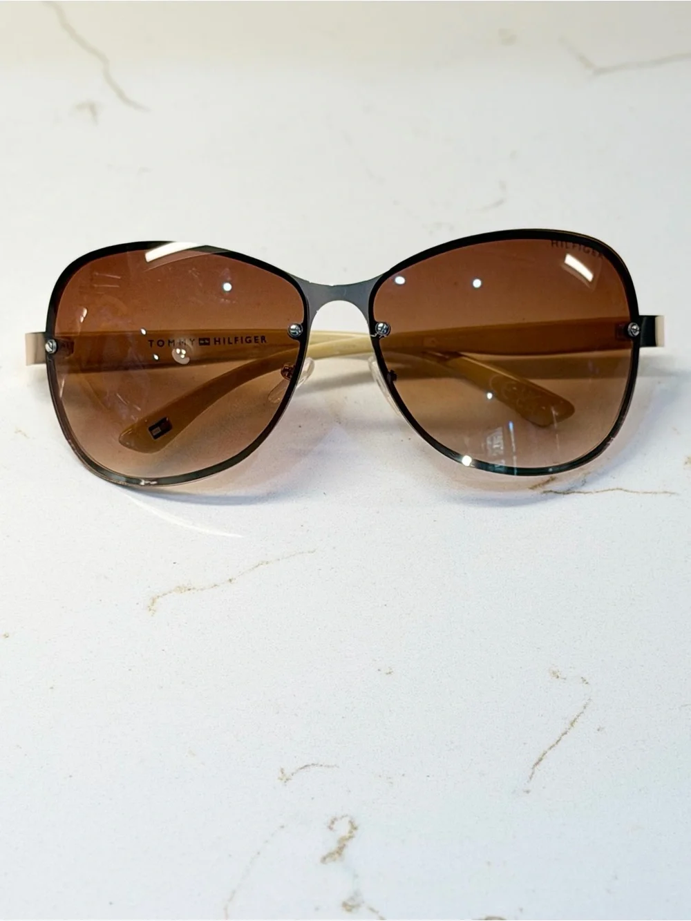 Tommy Hilfiger Brown Gradient Lens Sunglasses with Beige Temples